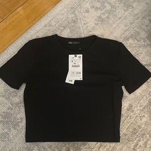 Zara cropped black t shirt